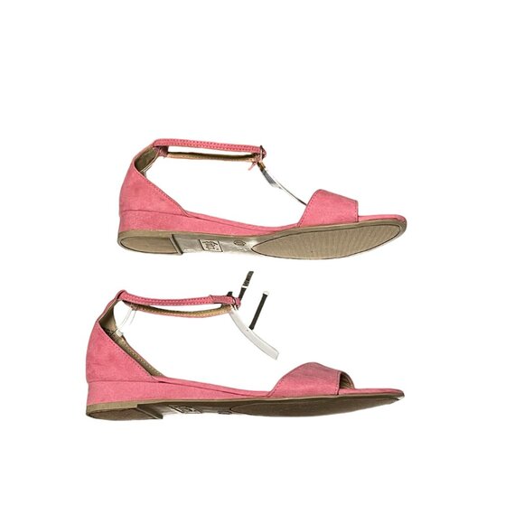 Fiomi Women's Size 10 Pink Faux Suede Ankle Strap Sandals With Buckle Closure - Picture 10 of 13